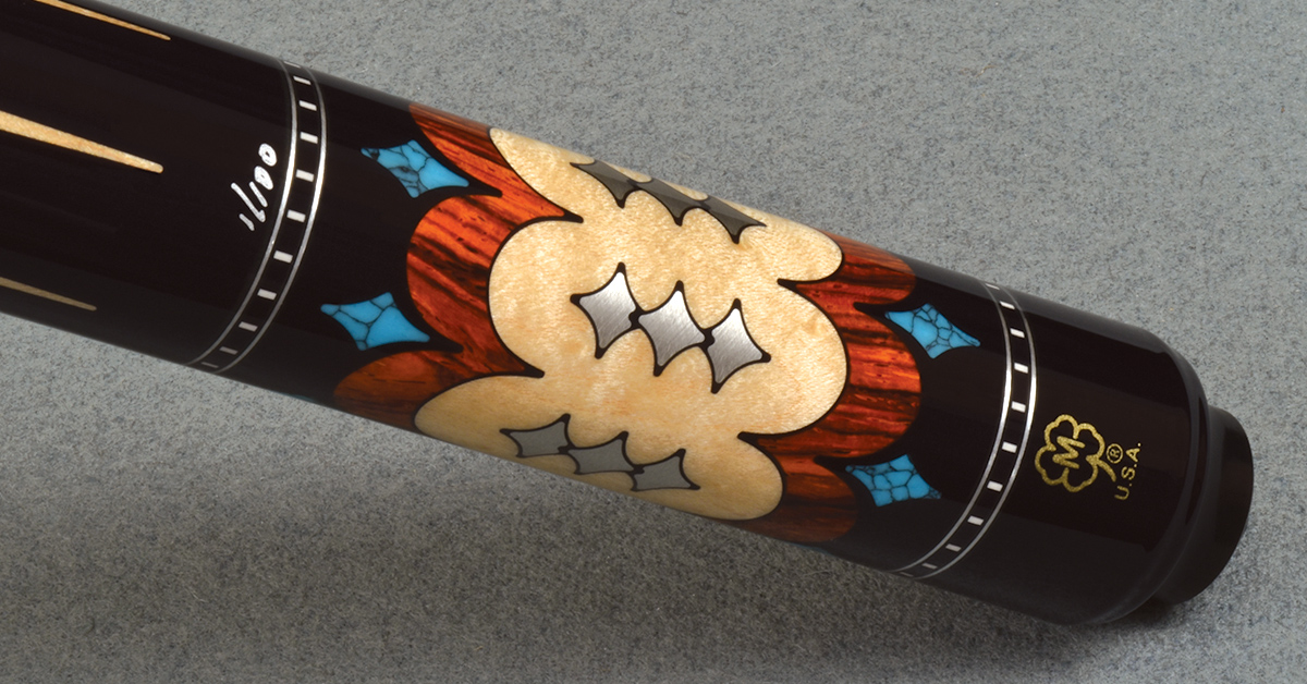 G1307 | 2017 McDermott Cue of the Year